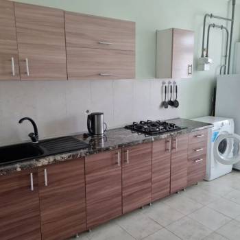 Сдается 1-комнатная квартира, 41 м²