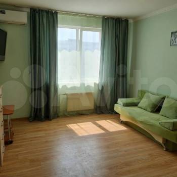 Сдается 1-комнатная квартира, 41 м²