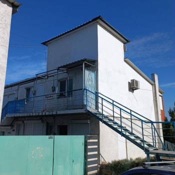 Продается 2-х комнатная квартира, 42 м²