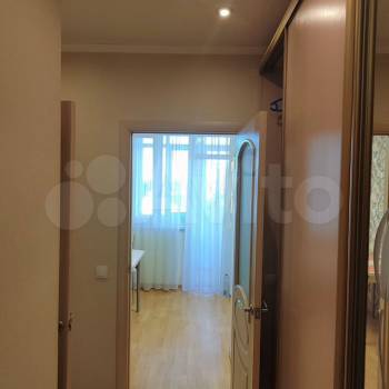 Сдается 1-комнатная квартира, 40 м²