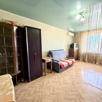 Сдается 1-комнатная квартира, 39 м²