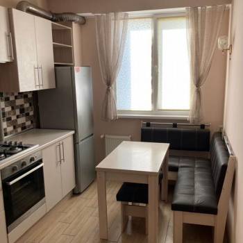 Сдается 1-комнатная квартира, 39 м²