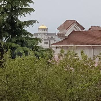 Сдается 2-х комнатная квартира, 65 м²