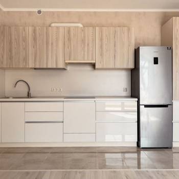 Продается 2-х комнатная квартира, 79 м²