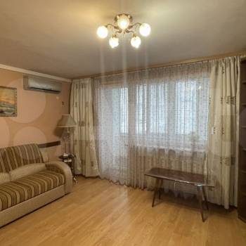 Сдается 2-х комнатная квартира, 75 м²