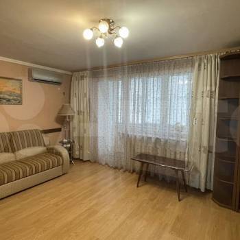 Сдается 2-х комнатная квартира, 75 м²
