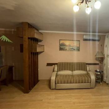 Сдается 2-х комнатная квартира, 75 м²