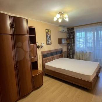 Сдается 2-х комнатная квартира, 75 м²