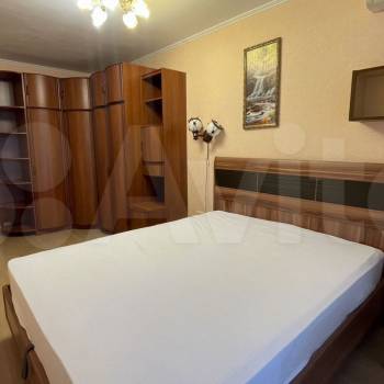 Сдается 2-х комнатная квартира, 75 м²