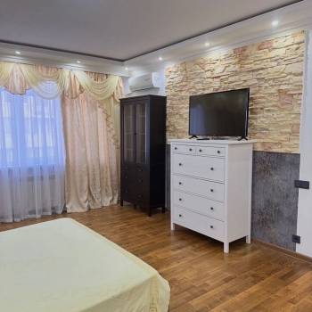 Сдается 2-х комнатная квартира, 64 м²