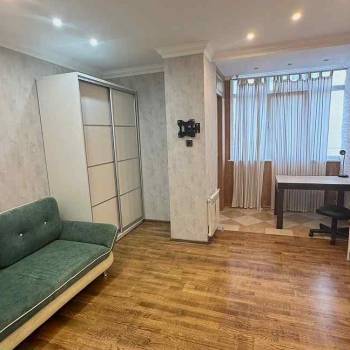 Сдается 2-х комнатная квартира, 64 м²
