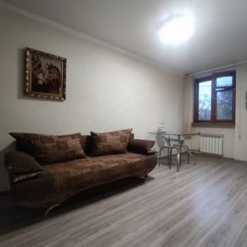 Сдается 2-х комнатная квартира, 48 м²