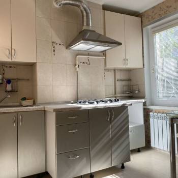 Сдается 1-комнатная квартира, 42 м²