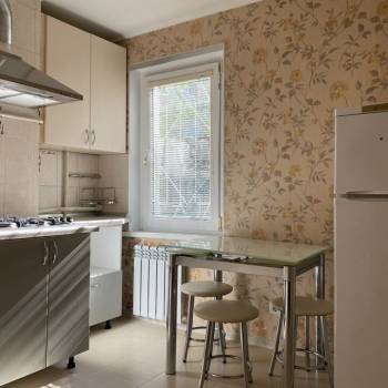 Сдается 1-комнатная квартира, 42 м²