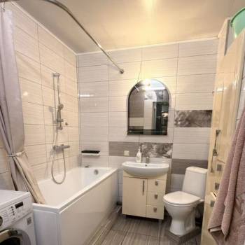 Сдается 1-комнатная квартира, 44 м²