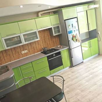 Сдается 1-комнатная квартира, 60,4 м²