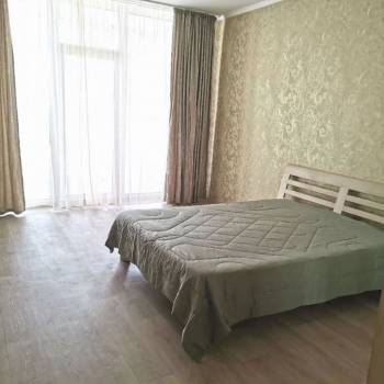 Сдается 1-комнатная квартира, 60,4 м²