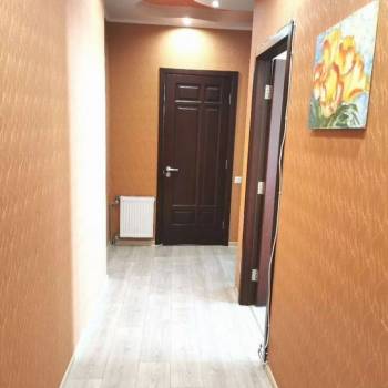 Сдается 1-комнатная квартира, 60,4 м²