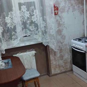 Сдается 1-комнатная квартира, 42 м²