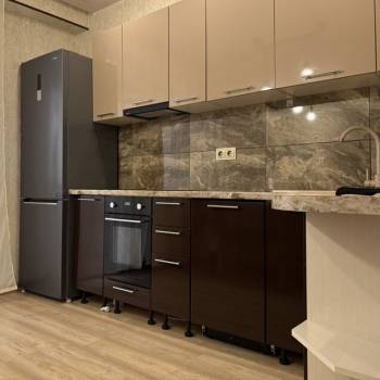 Продается 1-комнатная квартира, 41 м²