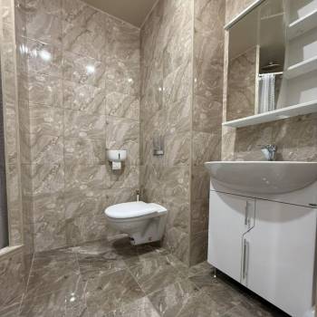 Продается 1-комнатная квартира, 41 м²