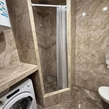 Продается 1-комнатная квартира, 41 м²