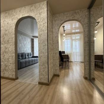Продается 1-комнатная квартира, 41 м²