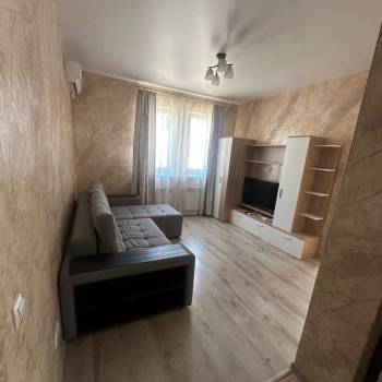 Сдается 2-х комнатная квартира, 62 м²
