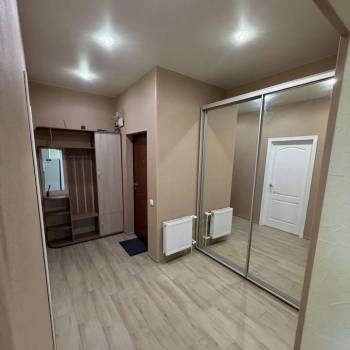 Сдается 1-комнатная квартира, 43 м²