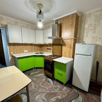 Сдается 1-комнатная квартира, 50 м²
