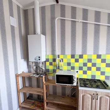 Сдается 1-комнатная квартира, 46 м²