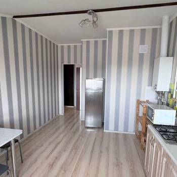 Сдается 1-комнатная квартира, 46 м²