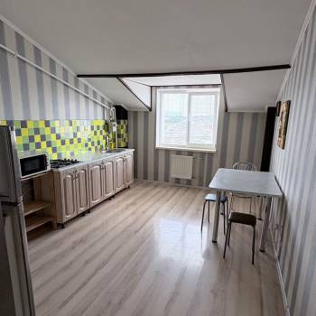 Сдается 1-комнатная квартира, 46 м²