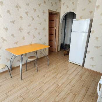 Продается 1-комнатная квартира, 38,2 м²