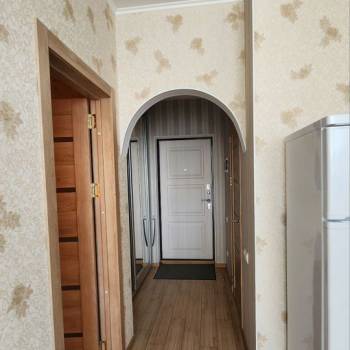 Продается 1-комнатная квартира, 38,2 м²