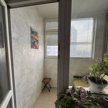 Сдается 1-комнатная квартира, 42 м²