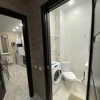 Продается 1-комнатная квартира, 37 м²
