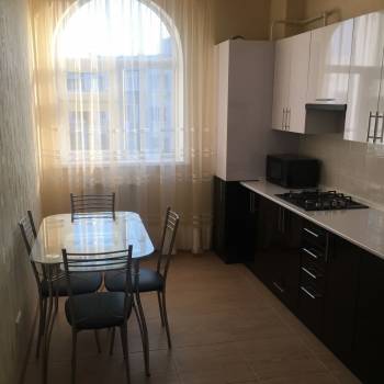 Сдается 1-комнатная квартира, 45 м²