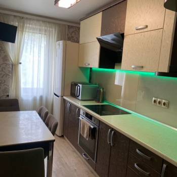 Сдается 2-х комнатная квартира, 55 м²