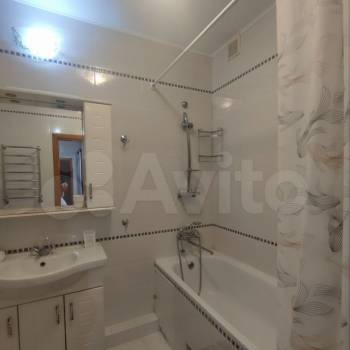Сдается 2-х комнатная квартира, 60 м²