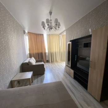 Сдается 1-комнатная квартира, 37 м²