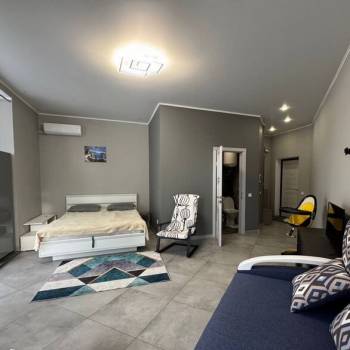 Продается 1-комнатная квартира, 44 м²
