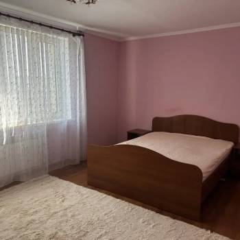 Сдается 2-х комнатная квартира, 60 м²