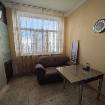 Сдается 1-комнатная квартира, 50 м²