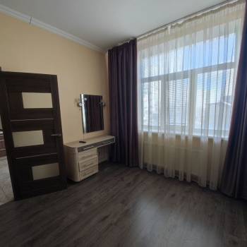 Сдается 1-комнатная квартира, 50 м²