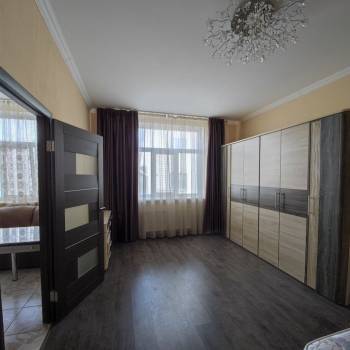 Сдается 1-комнатная квартира, 50 м²