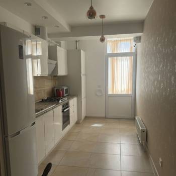 Сдается 1-комнатная квартира, 50 м²