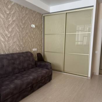 Сдается 1-комнатная квартира, 50 м²