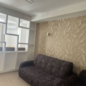 Сдается 1-комнатная квартира, 50 м²