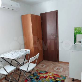 Продается 1-комнатная квартира, 14,5 м²
